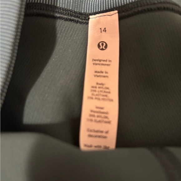 lululemon athletica Teal Leggings - Picture 3 of 5